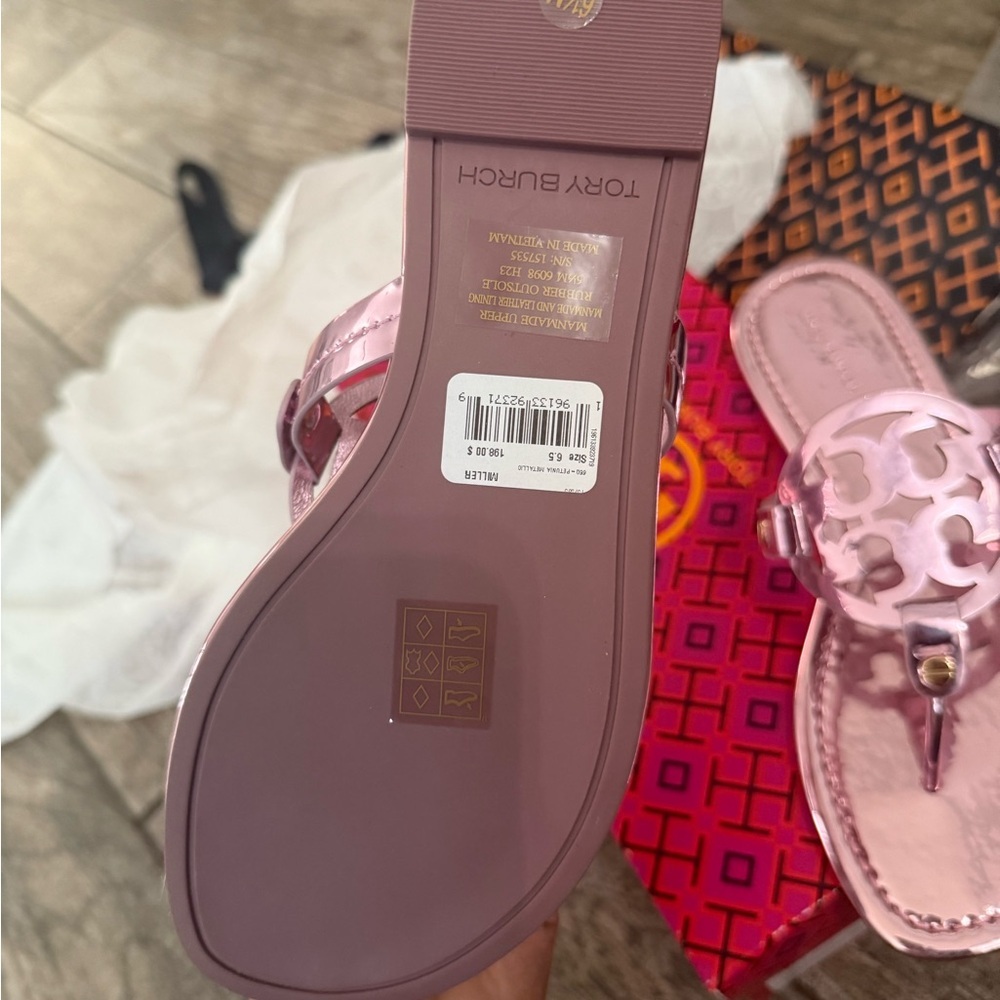 Tory Burch Pink Sandals for Women - Picture 5 of 11